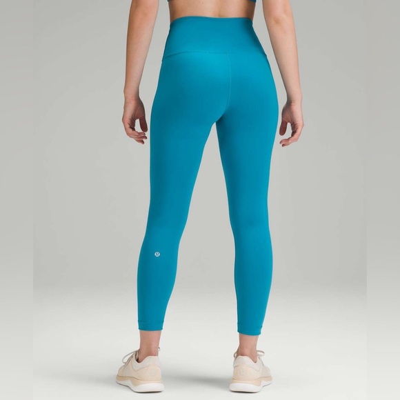 E - Lululemon Wunder Train High-Rise Tight 25"
Hawaiian Blue - Picture 1 of 6
